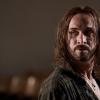 falling-skies_101_20_colin-cunningham_phken-woroner_18776_002_0697_r