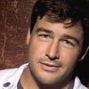 fnl-s2-kyle-chandler-friday-night-lights-320-1-