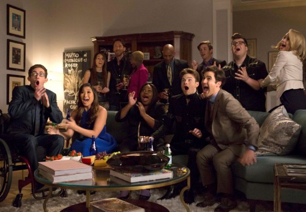 GLEE: L-R Front Row: Artie (Kevin McHale), Tina (Jenna Ushkowitz), Mercedes (Amber Riley), Kurt (Chris Colfer) and Blaine (Darren Criss) in the special two-hour "2009/Dreams Come True" Series Finale episode of GLEE airing Friday, March 20 (8:00-10:00 PM ET/PT) on FOX. ©2015 Fox Broadcasting Co. CR: Adam Rose/FOX GLEE: L-R Front Row: Artie (Kevin McHale), Tina (Jenna Ushkowitz), Mercedes (Amber Riley), Kurt (Chris Colfer) and Blaine (Darren Criss) in the special two-hour "2009/Dreams Come True" Series Finale episode of GLEE airing Friday, March 20 (8:00-10:00 PM ET/PT) on FOX. ©2015 Fox Broadcasting Co. CR: Adam Rose/FOX
