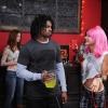 Happy-Endings-Episode-304-More-Like-Stanksgiving (7)
