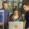 Josh Lawson as Doug Guggenheim, Valorie Curry as Kelsey and Ben Schwartz as Clyde Oberholt in House of Lies (Season 4, Episode 10). - Photo: Michael Desmond/SHOWTIME - Photo ID: HOUSEOFLIES_410_0709.R