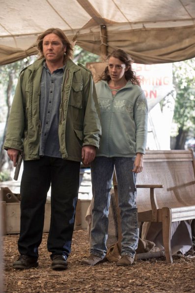 JUSTIFIED -- Peace of Mind -- Episode 12 (Airs Tuesday, March 26, 10:00 pm e/p) -- Pictured: (L-R) Ron Eldard as Colton 'Colt' Rhodes, Abby Miller as Ellen May -- CR: Prashant Gupta/FX