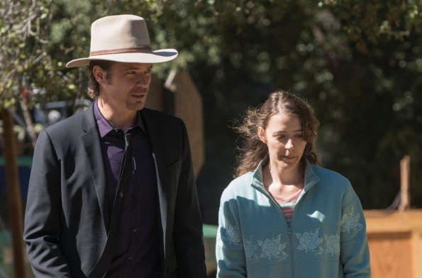 JUSTIFIED -- Peace of Mind -- Episode 12 (Airs Tuesday, March 26, 10:00 pm e/p) -- Pictured: (L-R) Timothy Olyphant as Deputy U.S. Marshal Raylan Givens, Abby Miller as Ellen May -- CR: Prashant Gupta/FX