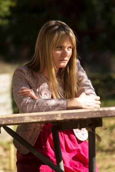 JUSTIFIED -- Peace of Mind -- Episode 12 (Airs Tuesday, March 26, 10:00 pm e/p) -- Pictured: Lindsay Pulsipher as Cassie -- CR: Prashant Gupta/FX