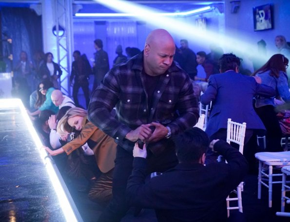 1113_ncis-los-angeles_photo03