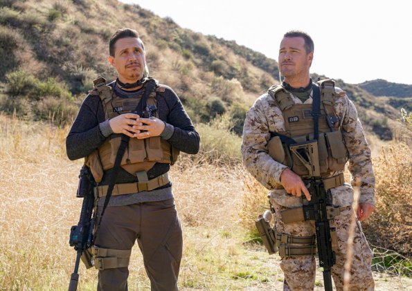 1116_ncis-los-angeles_photo04