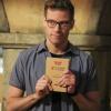 "Cac Tu Nhan" -- Pictured: Barrett Foa (Tech Operator Eric Beale). While Hetty is being tortured by her captors in Vietnam, Eric and Nell find a clue to her whereabouts, prompting the team to organize a rescue mission with very little information, on NCIS: LOS ANGELES, Sunday, Jan. 14 (9:00-10:00 PM, ET/PT) on the CBS Television Network. Carl Lumbly guest stars as Charles Langston and John M. Jackson guest stars as A.J. Chegwidden. Photo: Michael Yarish/CBS ÃÂ©2017 CBS Broadcasting, Inc. All Rights Reserved.