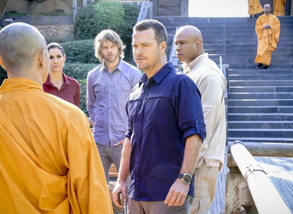 ÃÂGoodbye, VietnamÃÂ ÃÂ Pictured: Daniela Ruah (Special Agent Kensi Blye), Eric Christian Olsen (LAPD Liaison Marty Deeks), Chris O\'Donnell (Special Agent G. Callen) and LL COOL J (Special Agent Sam Hanna). Callen, Sam, Kensi and Deeks join HettyÃÂs team from the Vietnam War, Sterling Bridges (James Remar), A.J. Chegwidden (John M. Jackson) and Charles Langston (Carl Lumbly), in a dangerous and off-the-books rescue mission to save Hetty from her captors in Vietnam. Also, Mosley calls in NellÃÂs sister, homeland security specialist Sydney Jones (Ashley Spillers), to assist the team in Los Angeles with processing evidence connected to HettyÃÂs time in Vietnam, on NCIS: LOS ANGELES, Sunday, March 11 (9:00-10:00 PM, ET/PT) on the CBS Television Network. Photo: Bill Inoshita/CBS ÃÂ©2017 CBS Broadcasting, Inc. All Rights Reserved.