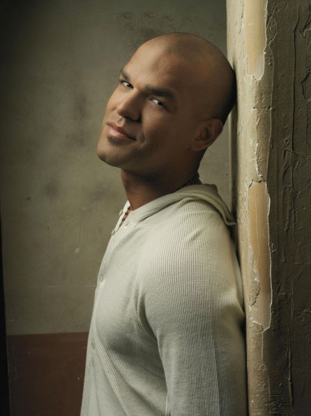 PRISON BREAK: Amaury Nolasco as Sucre in PRISON BREAK premiering Monday, August 21 (8:00-9:00 PM ET/PT) on FOX. ©2006 Fox Broadcasting Co. Cr: Jeremy Cowart/FOX   