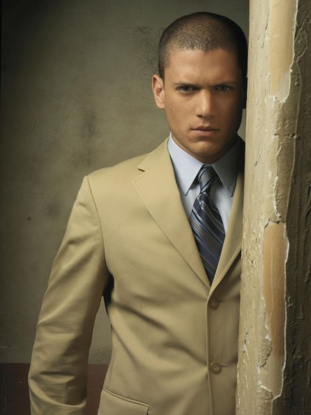 PRISON BREAK: Wentworth Miller as Michael Scofield in PRISON BREAK premiering Monday, August 21 (8:00-9:00 PM ET/PT) on FOX. ©2006 Fox Broadcasting Co. Cr: Jeremy Cowart/FOX   