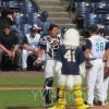 001_michael-trucco-guest-stars-on-psych-as-santa-barbara-seabirds-catcher-filming-in-nat-bailey-stadium