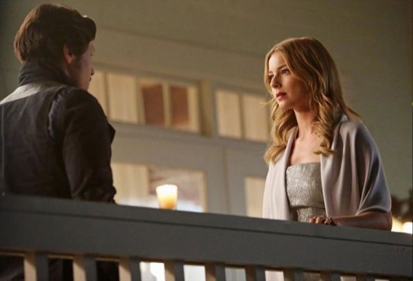 revenge-season-2-episode-20-engagement-4