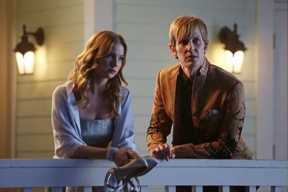 revenge-season-2-episode-20-engagement-5