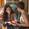 Emma Kenney as Debbie Gallagher and Ethan Cutkosky as Carl Gallagher in Shameless (Season 5, episode 2) - Photo: Cliff Lipson/SHOWTIME - Photo ID: shameless_502_1060