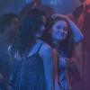 Emmy Rossum as Fiona Gallagher and Emma Kenney as Debbie Gallagher in Shameless (Season 5, episode 2) - Photo: Monty Brinton/SHOWTIME - Photo ID: shameless_502_4920