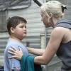 Kellen Michael as Chuckie and Emily Bergl as Sammi in Shameless (Season 5, episode 5) - Photo: Chuck Hodes/SHOWTIME - Photo ID: shameless_505_c0395