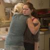 Emily Bergl as Sammi and Emma Kenney as Debbie Gallagher in Shameless (Season 5, episode 6) - Photo: Monty Brinton/SHOWTIME - Photo ID: shameless_506_5104