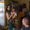 Isidora Goreshter as Svetlana and Steve Howey as Kevin Ball in Shameless (Season 5, episode 7) - Photo: Cliff Lipson/SHOWTIME - Photo ID: shameless_507_3299