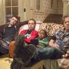 Cameron Monaghan as Ian Gallagher, Ethan Cutkosky as Carl Gallagher, Brandon/Brenden Sims as Liam Gallagher and William H. Macy as Frank Gallagher in Shameless (Season 6, episode 1) - Photo: Cliff Lipson/SHOWTIME - Photo ID: shameless_601_2623