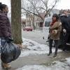 Shanola Hampton as Veronica Fisher, Vanessa Bell Calloway as Carol Fisher and Steve Howey as Kevin Ball in Shameless (Season 6, episode 7) - Photo: Chuck Hodes/SHOWTIME - Photo ID: shameless_607_c0391