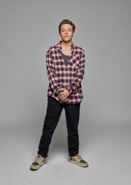 Ethan Cutkosky as Carl Gallagher in Shameless (Season 9) - Photo: Brian Bowen Smith/SHOWTIME