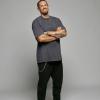 Steve Howey as Kevin Ball in Shameless (Season 9) - Photo: Brian Bowen Smith/SHOWTIME
