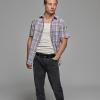 Jeremy Allen White as Lip Gallagher in Shameless (Season 9) - Photo: Brian Bowen Smith/SHOWTIME