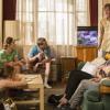 Emma Kenney as Debbie, Jeremy Allen White as Lip, William H. Macy as Frank Gallagher, Katey Sagal as Ingrid and Ethan Cutkosky as Carl  in SHAMELESS (Season 9, Episode 09, "Boooooooooooone!"). - Photo: Paul Sarkis/SHOWTIME - Photo ID: SHAMELESS_909_2076