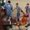 THE LEAGUE "The Vapora Sport" -- Episode 6 (Airs Thursday, November 22, 10:30 pm e/p) -- Pictured: (L-R) Steve Agee as piano mover, Mark Duplass as Pete Eckhart, J.B. Smoove as DeRon, Stephen Rannazzisi as Kevin -- CR: Michael Yarish/FX Network