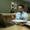 THE LEAGUE -- Episode 3: "The Height Supremacist" (Airs Wednesday, September 17, 10:00 PM e/p). Pictured: Nick Kroll as Ruxin. CR: Byron Cohen/FXX
