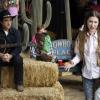 The Middle - Episode 4.22 - Hallelujah Hoedown - Promotional Photos (5)