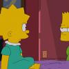 lisa_looking_at_bart_01135118
