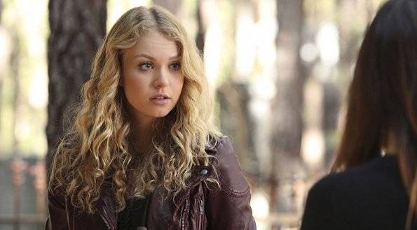 The Vampire Diaries -- "I Alone" -- Image Number: VD609a_0158.jpg -- Pictured (L-R): Penelope Mitchell as Liv and Nina Dobrev as Elena -- Photo: Annette Brown/The CW -- ÃÂ©2014 The CW Network, LLC. All rights reserved.